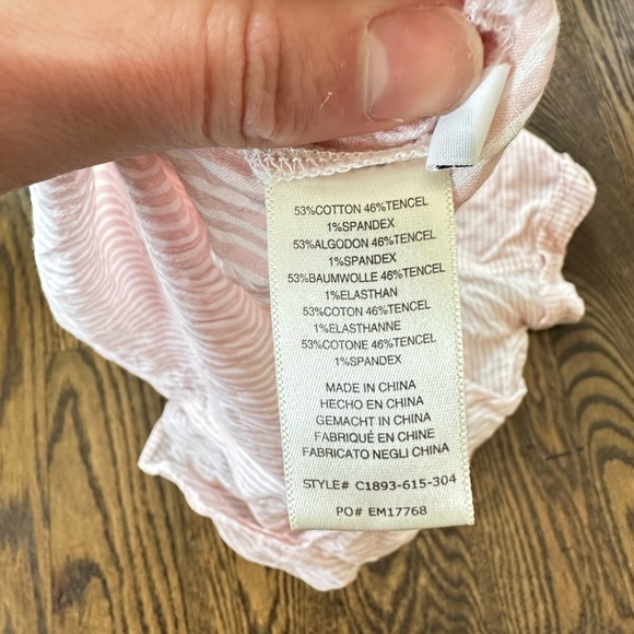 Anthropologie Cloth & Stone Pink & White Shear Button Down T-Shirt. Size Medium - Picture 7 of 8